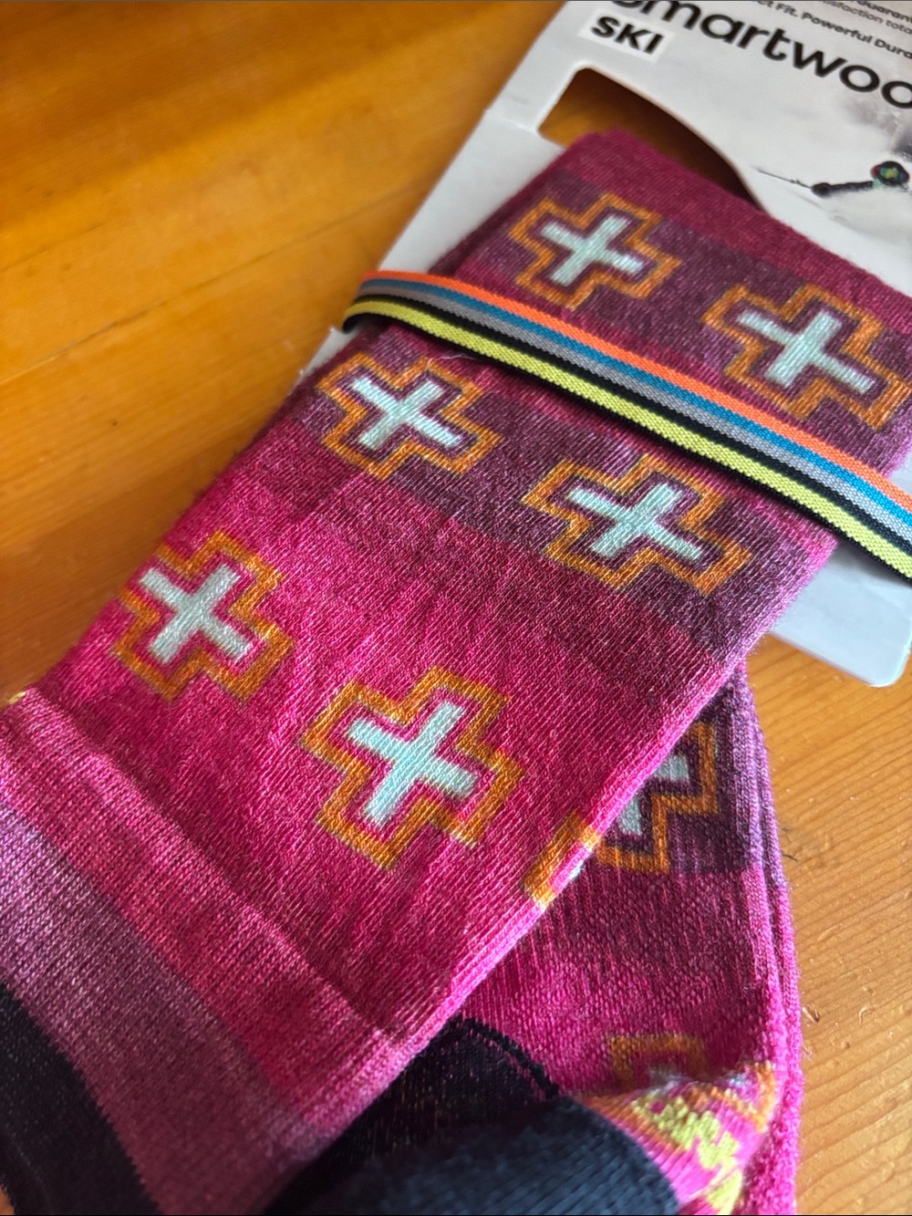 Smartwool Women’s Ski Socks - Magenta Cross Pattern - Picture 2 of 5